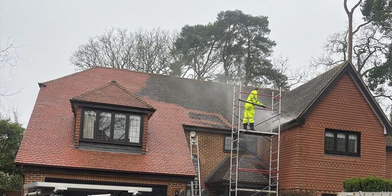 Roof Cleaning in Ascot
